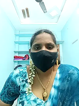 kajal-kajal1 online show from November 29, 2025, 5:13 pm