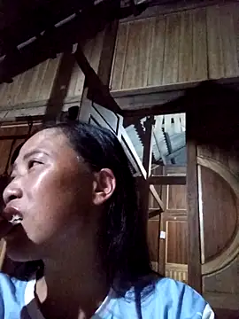 jerry-xx online show from April 8, 2026, 1:12 pm