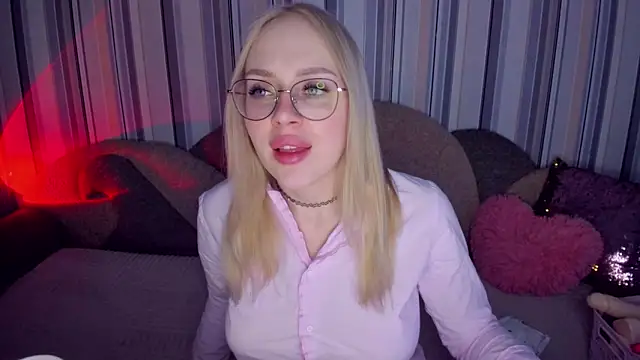 CeaneLino online show from February 22, 2026, 3:24 pm