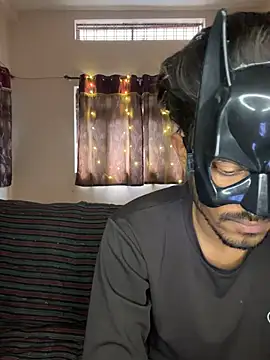 Snapshot of Lovebirdss chatting on February 11, 2026, 8:36 am Lovebirdss online show from February 11, 2026, 8:36 am