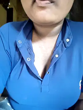 World Top Girl online show from November 14, 2025, 6:28 am