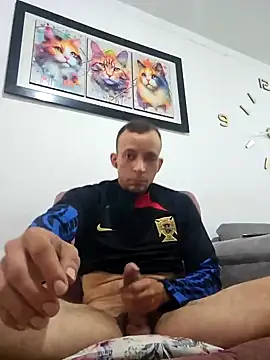 Racso100 online show from October 25, 2025, 1:34 pm