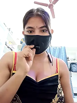 Hot radhaji online show from March 26, 2026, 4:11 am