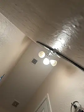 B1GLO online show from February 25, 2026, 8:19 pm