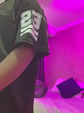 KarinaFlowers  online show from February 11, 2026, 12:16 pm