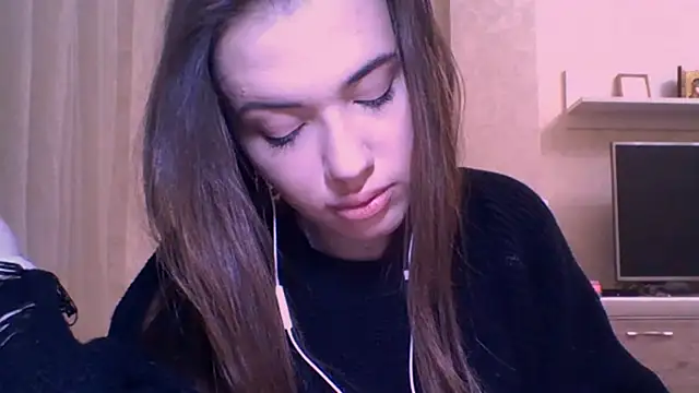 CeyaLier online show from December 15, 2025, 5:30 pm