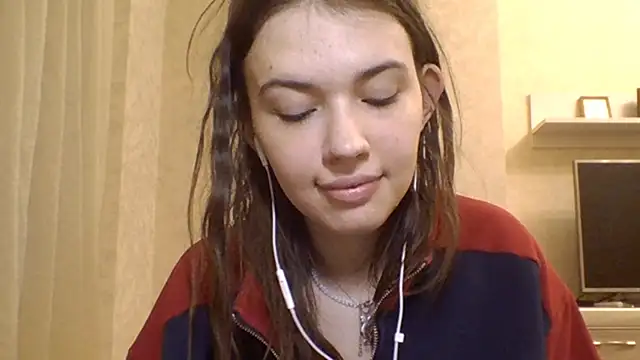 Snapshot of CeyaLier chatting on April 28, 2026, 5:28 pm CeyaLier online show from April 28, 2026, 5:28 pm