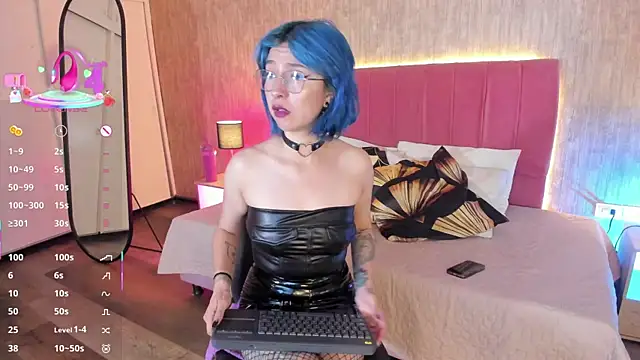 Hayley Williams online show from October 11, 2025, 2:07 pm