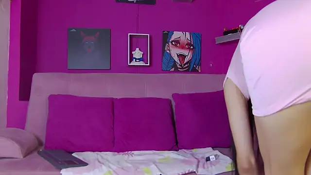 Aranzza Ross online show from November 21, 2025, 7:57 pm