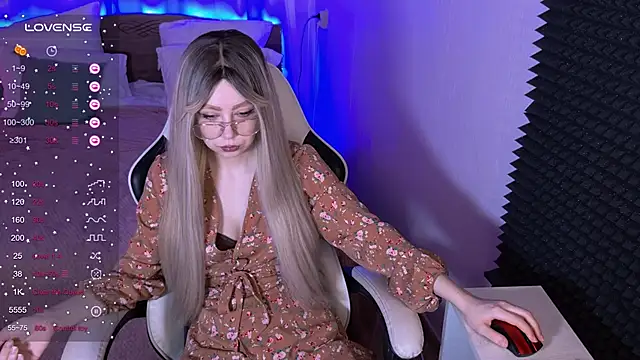 Snapshot of sofiisun chatting on February 20, 2026, 5:04 am sofiisun online show from February 20, 2026, 5:04 am