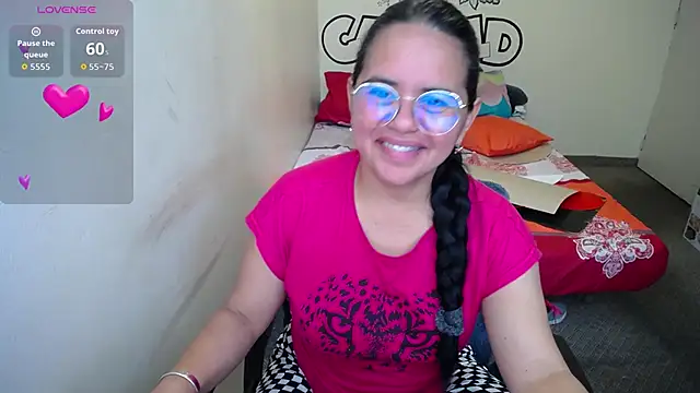 Snapshot of Miss__kendra_ chatting on February 4, 2026, 1:39 pm Miss kendra online show from February 4, 2026, 1:39 pm