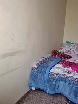 Miss  kendra  online show from November 3, 2025, 1:58 pm