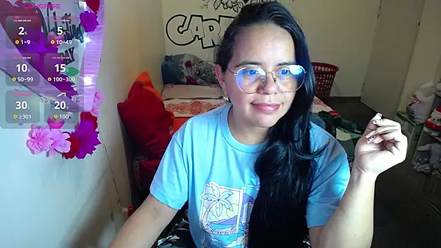 Snapshot of Miss__kendra_ chatting on February 10, 2026, 2:43 am Miss kendra online show from February 10, 2026, 2:43 am