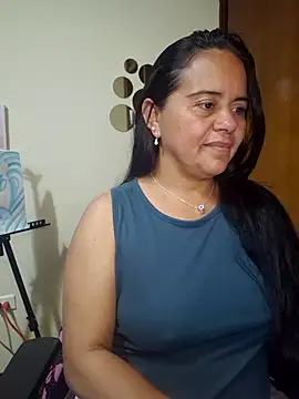 Miss  kendra  online show from October 21, 2025, 12:32 am