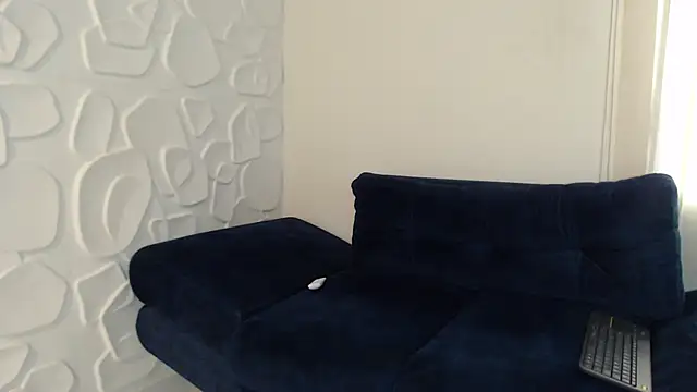 Snapshot of ChloeeRosse chatting on October 20, 2025, 11:44 am ChloeeRosse online show from October 20, 2025, 11:44 am