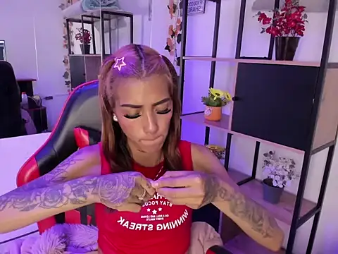 KarlaSlutSkinny   online show from December 16, 2025, 3:11 am