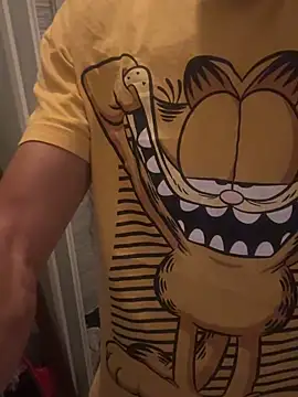 Snapshot of Theanimals chatting on October 20, 2025, 12:02 am Theanimals online show from October 20, 2025, 12:02 am