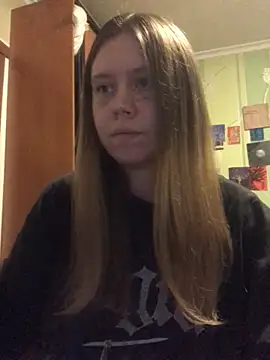 Snapshot of LunaVirelle chatting on October 31, 2025, 3:30 pm LunaVirelle online show from October 31, 2025, 3:30 pm