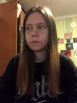 Snapshot of LunaVirelle chatting on October 19, 2025, 9:06 pm LunaVirelle online show from October 19, 2025, 9:06 pm