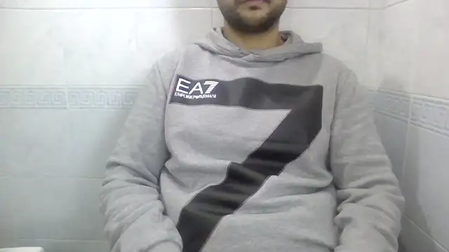 Snapshot of sci69 chatting on February 11, 2026, 3:12 pm sci69 online show from February 11, 2026, 3:12 pm