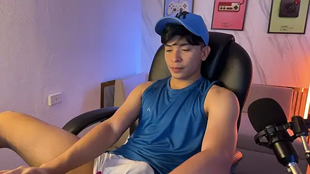 David Nova online show from November 22, 2025, 12:04 pm