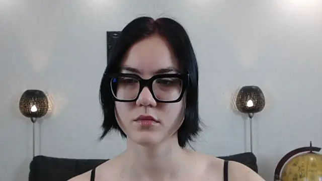 Marie Fitch online show from December 5, 2025, 12:54 am