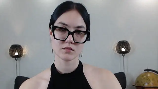 Marie Fitch online show from November 8, 2025, 1:53 am