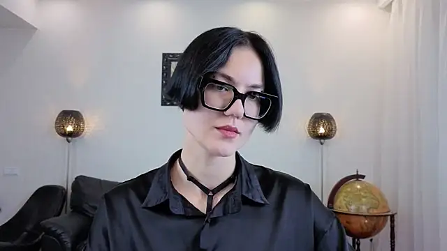 Marie Fitch online show from July 15, 2026, 4:08 am