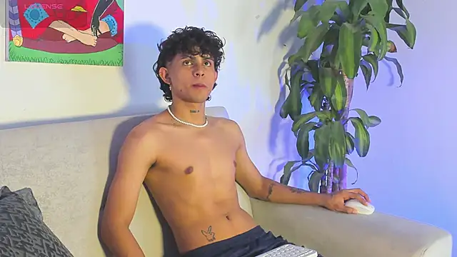 lua boy online show from November 22, 2025, 9:57 pm