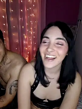 Snapshot of JulieGoth chatting on October 26, 2025, 2:01 am JulieGoth online show from October 26, 2025, 2:01 am