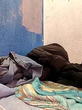 17weedloveanallove online show from February 17, 2026, 10:34 am