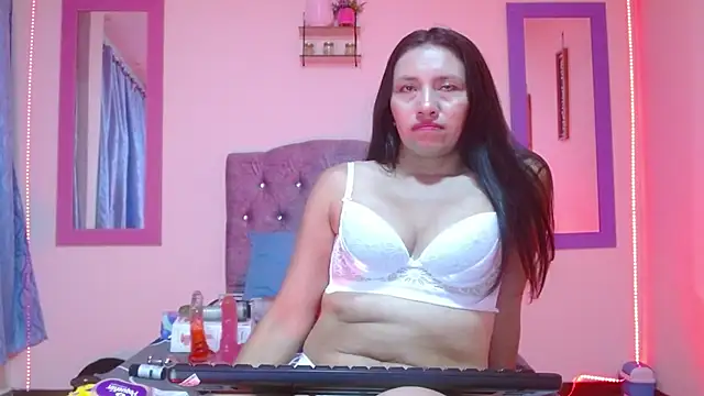Snapshot of naya_10 chatting on June 3, 2026, 9:52 pm naya 10 online show from June 3, 2026, 9:52 pm