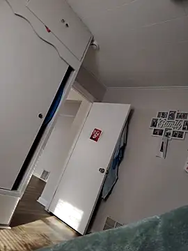 Snapshot of Pisthool chatting on March 21, 2026, 9:30 pm Pisthool online show from March 21, 2026, 9:30 pm