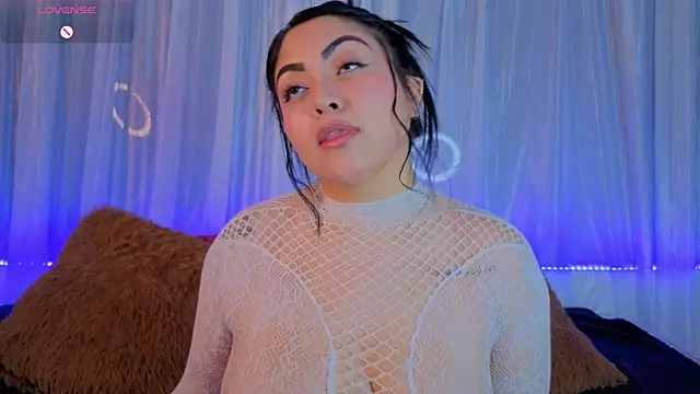 Victoria Jonhss online show from April 2, 2026, 2:08 am