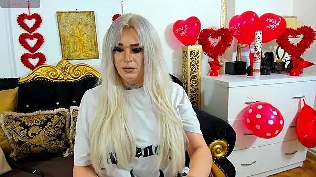 Snapshot of AlenaRios chatting on February 13, 2026, 8:14 am AlenaRios online show from February 13, 2026, 8:14 am