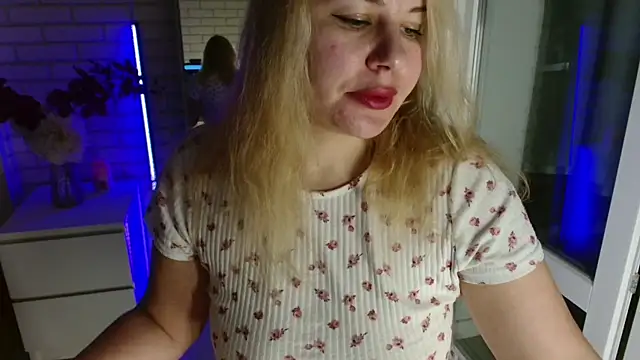 Passion-Blondy online show from November 12, 2025, 10:46 pm