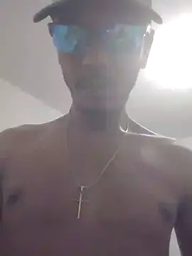 Picamacia20 online show from November 19, 2025, 5:51 am