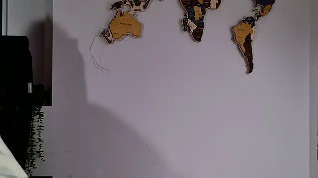 ClaireMathis online show from April 23, 2026, 2:51 pm