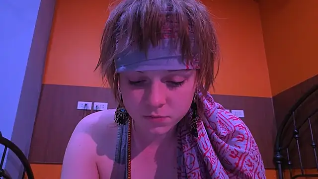 liquid0fluid0 online show from November 25, 2025, 8:09 pm