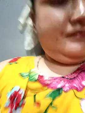 sweetannie13 online show from October 26, 2025, 7:58 pm