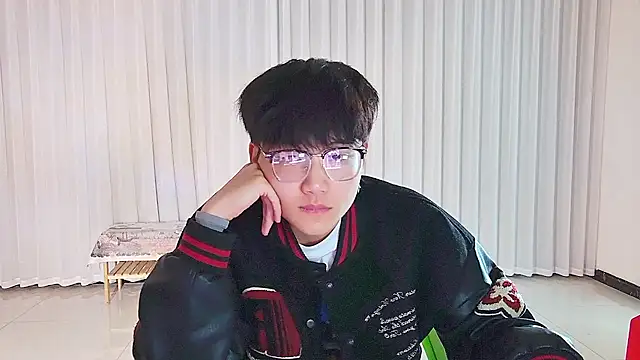 Snapshot of KK-cuteboy chatting on April 22, 2026, 5:14 am KK-cuteboy online show from April 22, 2026, 5:14 am