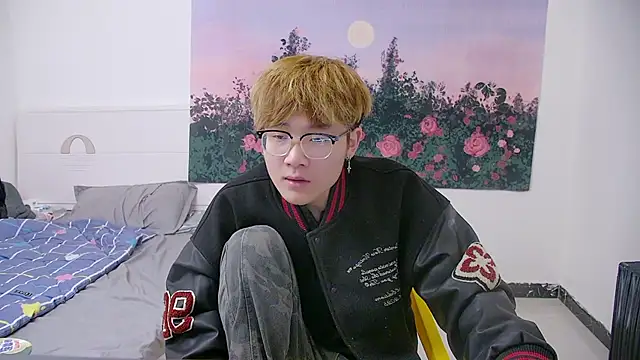 Snapshot of KK-cuteboy chatting on April 8, 2026, 4:47 am KK-cuteboy online show from April 8, 2026, 4:47 am