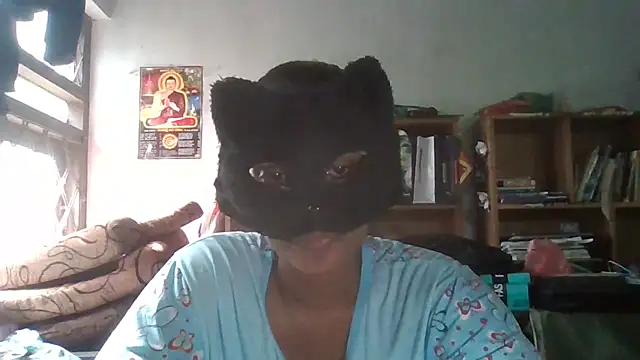 Nora-2003 online show from April 7, 2026, 3:52 am