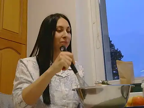 Olivarra online show from February 9, 2026, 3:54 pm