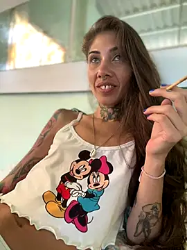 casalskunk online show from November 23, 2025, 10:47 am