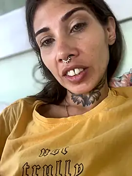 casalskunk online show from November 9, 2025, 10:08 am