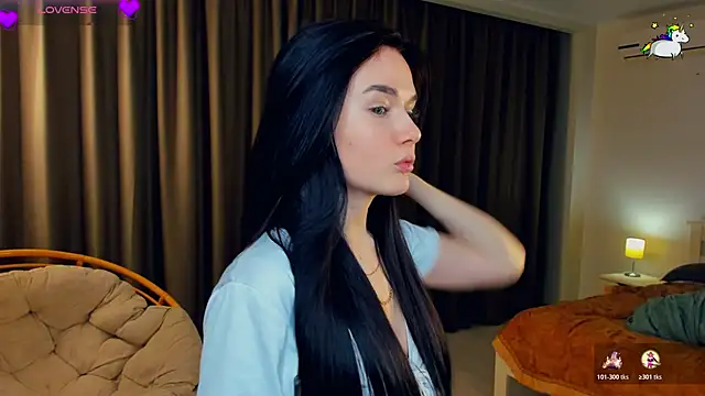 RonnieSchmertz online show from November 17, 2025, 4:22 pm