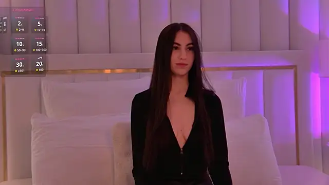 BettyLeen online show from April 22, 2026, 4:08 am