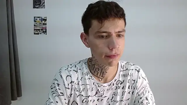 hot teo  online show from December 1, 2025, 11:22 am