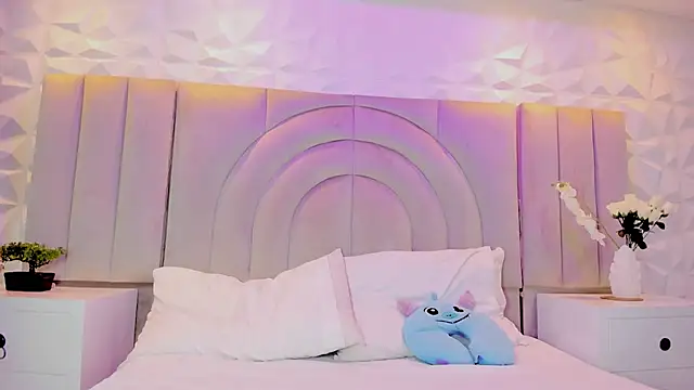 Snapshot of rebeca_brown_ chatting on January 9, 2026, 11:50 am rebeca brown online show from January 9, 2026, 11:50 am